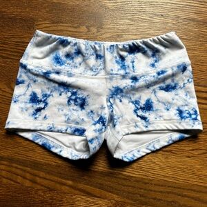 Fleo Indigo Glow Tie Dye Original Shorts 2.5